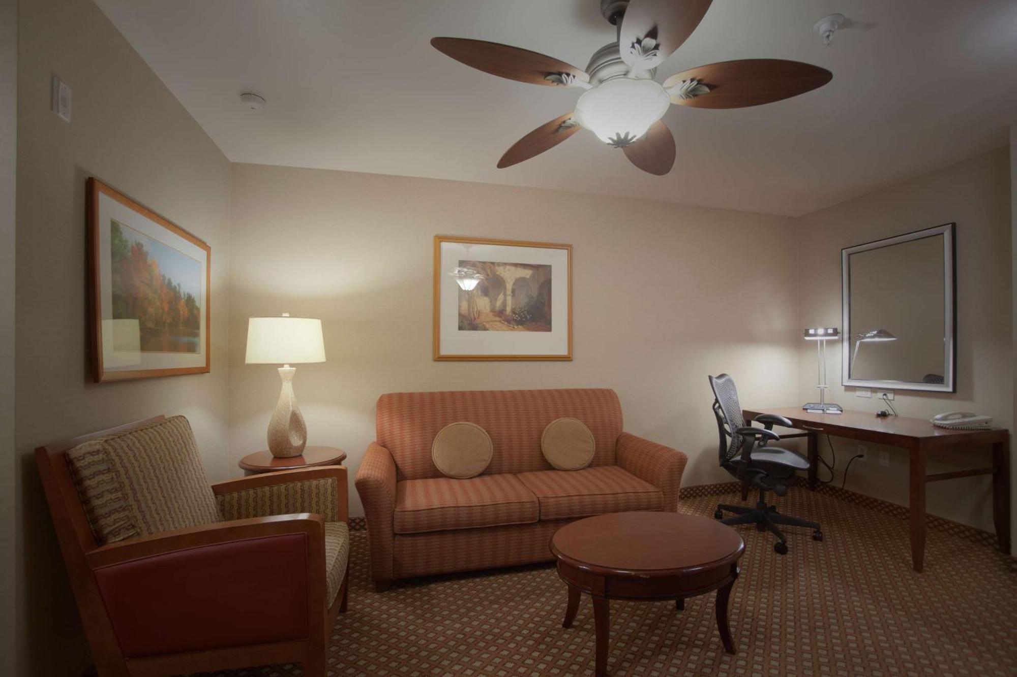 Hilton Garden Inn Albuquerque Uptown Exterior foto